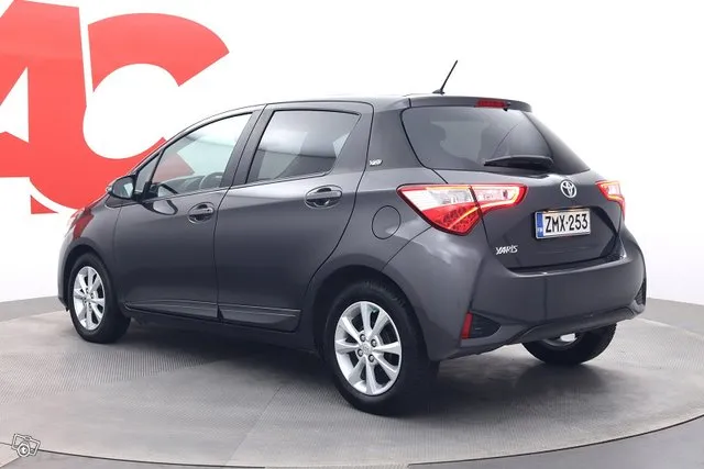 Toyota Yaris 1,5 Dual VVT-i Y20 Edition 5ov Multidrive S - T Image 3