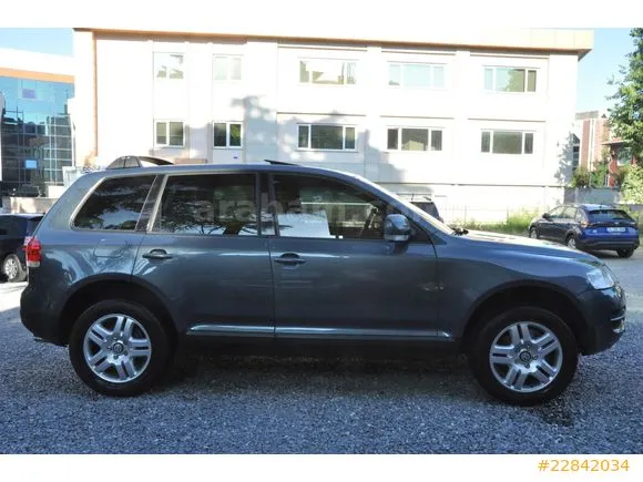 Volkswagen Touareg 3.2 V6 Image 6