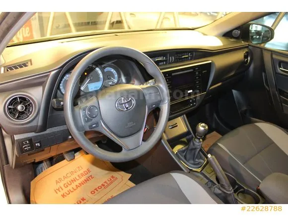 Toyota Auris 1.33 Life Image 5